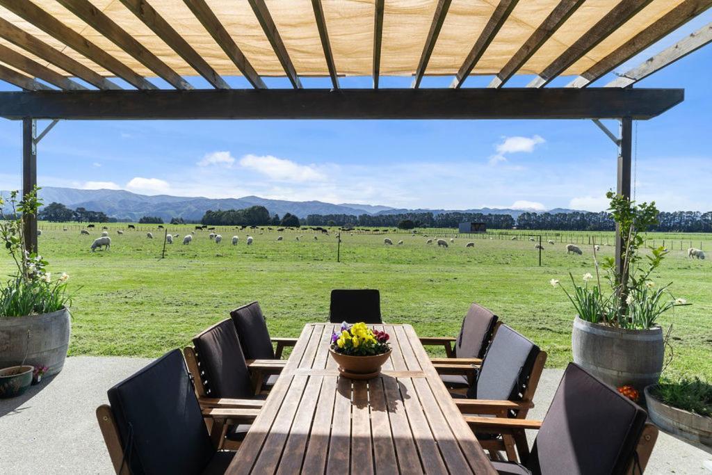 The Modern Farmstead - Greytown Accommodation Exterior foto